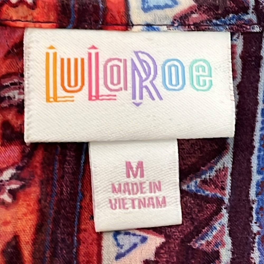 Lula Roe Cover Up Size Medium - Picture 10 of 15